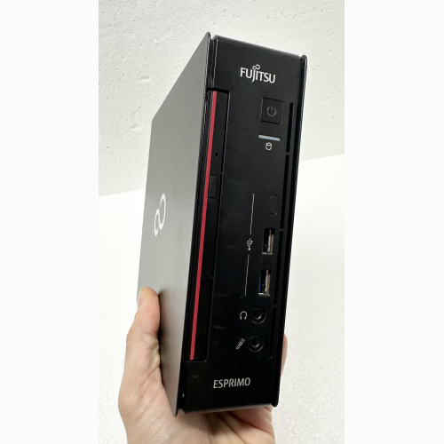 |RENOVATIO| PC REFURBISHED USFF MINI FUJITSU Q558 | INTEL CORE I5-9500T | RAM 8GB DDR4 | SSD 256GB SATA 2,5  | LETTORE DVD | WINDOWS 11 | (DVI-D - DISPLAY PORT) | GRADO AB |