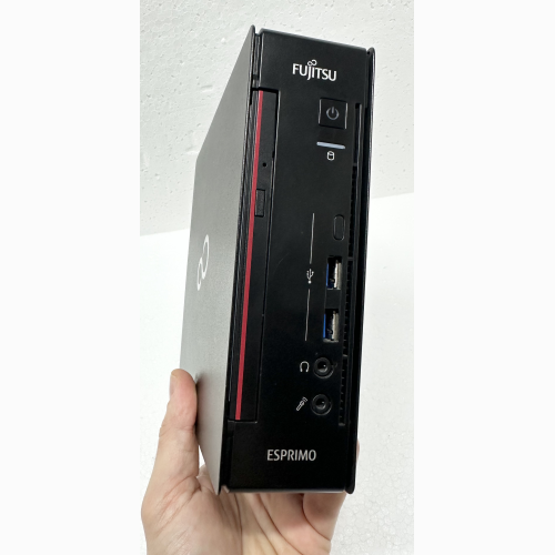|RENOVATIO| PC REFURBISHED USFF MINI FUJITSU Q558 | INTEL CORE I5-9500T | RAM 8GB DDR4 | SSD 256GB SATA 2,5 | WIFI INTEGRATO | LETTORE DVD | WINDOWS 11 | (DVI-D - DISPLAY PORT) | GRADO A- |