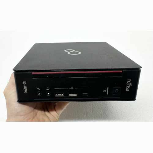 |RENOVATIO| PC REFURBISHED USFF MINI FUJITSU Q558 | INTEL CORE I5-9500T | RAM 8GB DDR4 | SSD 256GB SATA 2,5 | WIFI INTEGRATO | LETTORE DVD | WINDOWS 11 | (DVI-D - DISPLAY PORT) | GRADO AB |