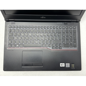 |RENOVATIO| REFURBISHED PC NOTEBOOK FUJITSU LIFEBOOK E5510 15,6"| INTEL CORE I3-10110U | RAM 8GB DDR4 (1X8) | SSD 256GB M.2 NVME | WEBCAM | WIFI | WINDOWS 11 HOME | GRADO A- |